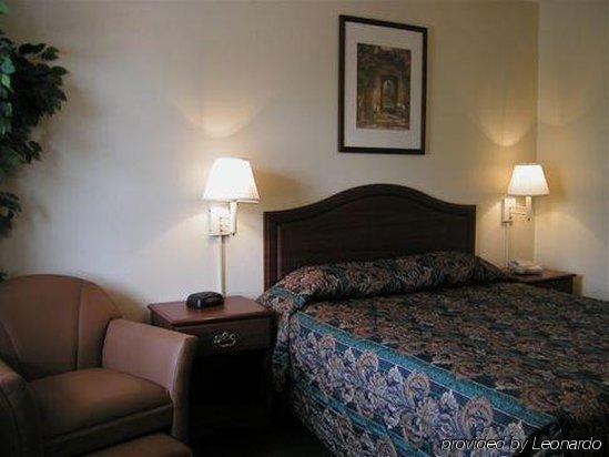 Intown Suites Extended Stay Lewisville Tx - East Corporate Drive Δωμάτιο φωτογραφία