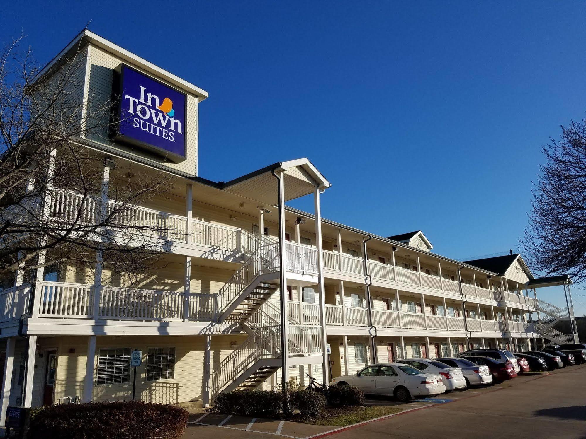 Intown Suites Extended Stay Lewisville Tx - East Corporate Drive Εξωτερικό φωτογραφία