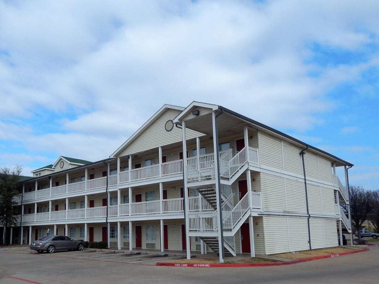 Intown Suites Extended Stay Lewisville Tx - East Corporate Drive Εξωτερικό φωτογραφία